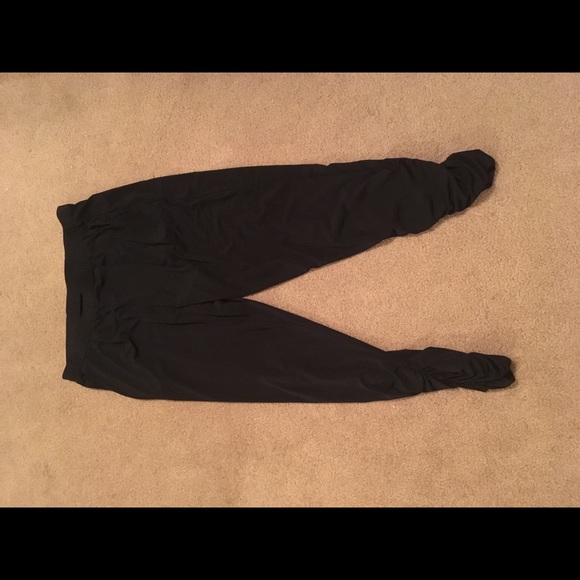 joggers with scrunch bottoms